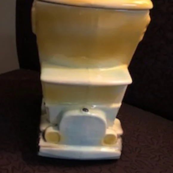 *HOST PICK* Vintage Cookie Jar *EUC*